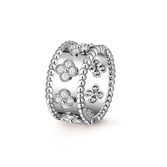VCA Perlée clovers ring