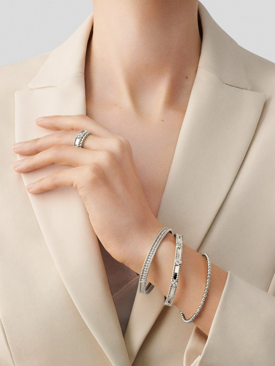 VCA Perlée pearls of gold bracelet