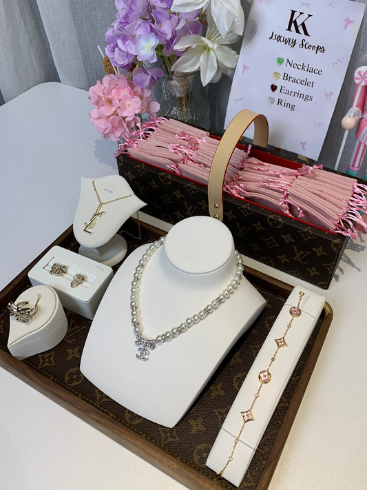 Jewelry Scoop Box